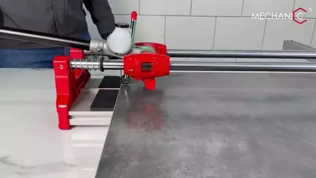 пример работы плиткореза ручного Tracer 1200